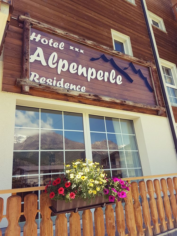 Hotel Alpenperle Saas-Fee Exterior photo