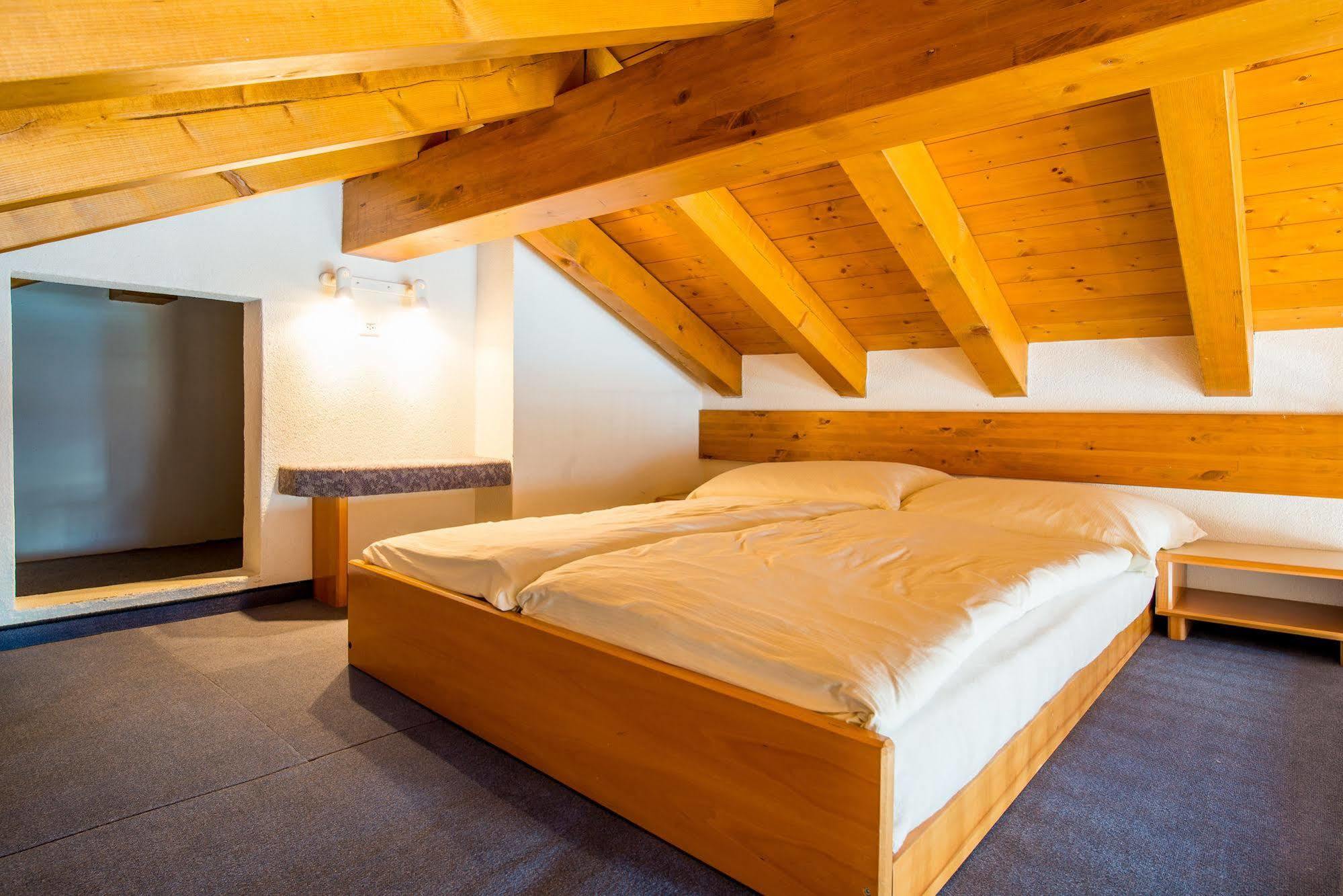 Hotel Alpenperle Saas-Fee Exterior photo