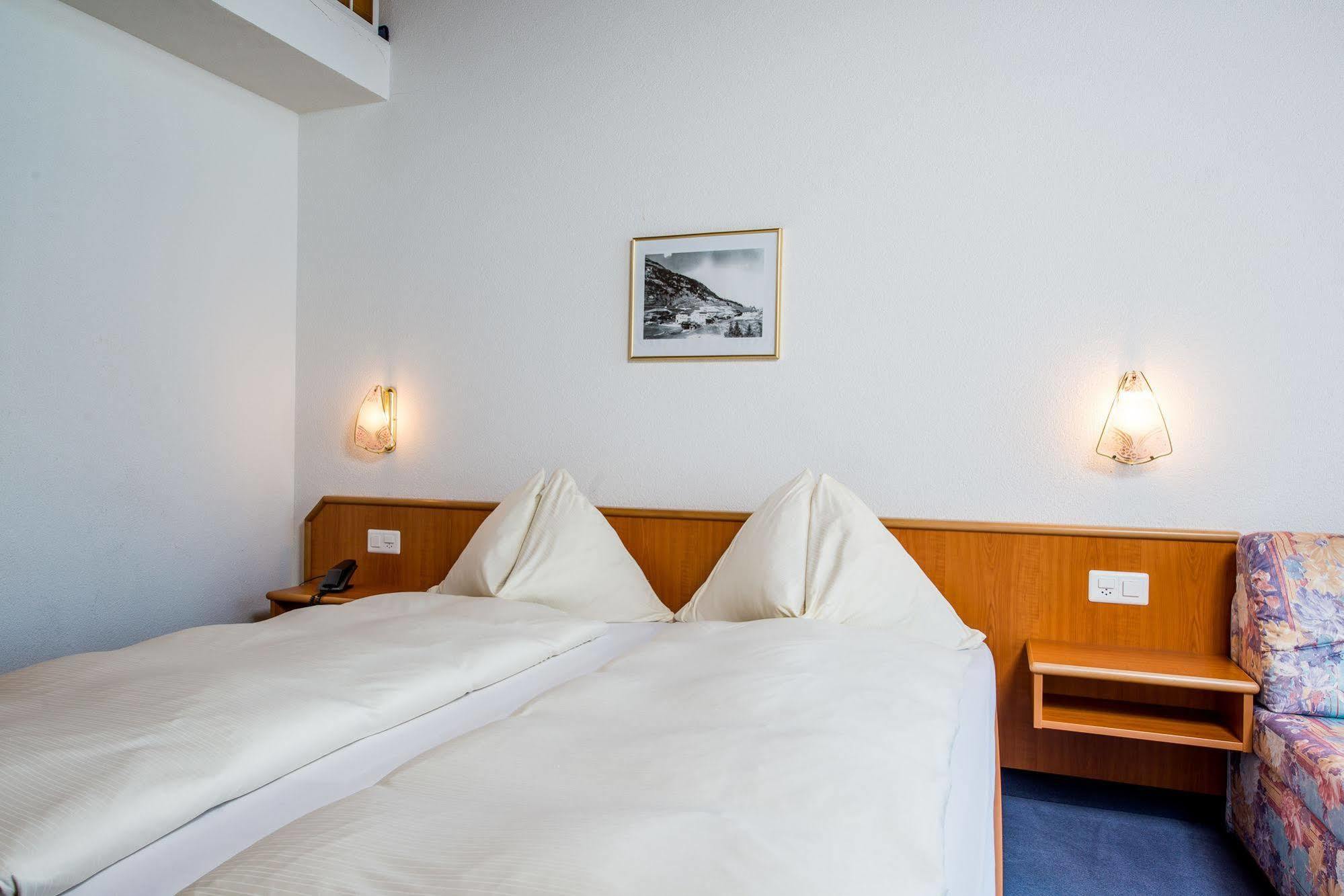 Hotel Alpenperle Saas-Fee Exterior photo