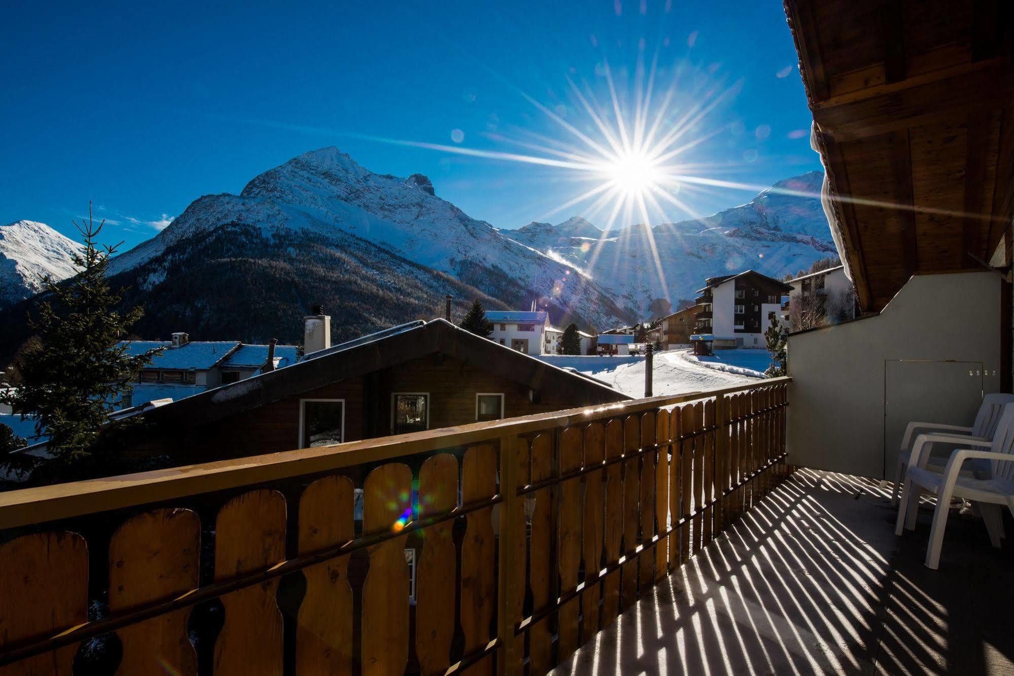 Hotel Alpenperle Saas-Fee Exterior photo