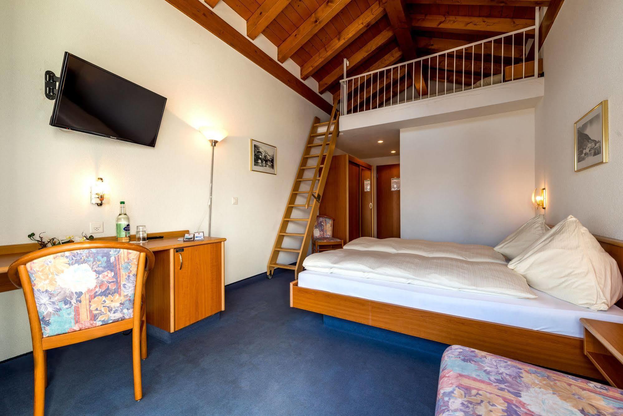 Hotel Alpenperle Saas-Fee Exterior photo