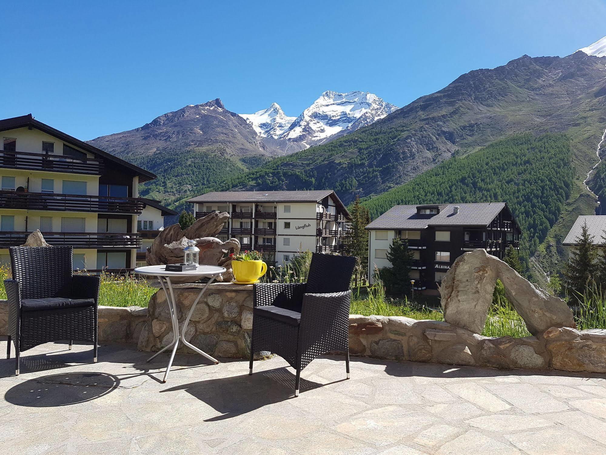 Hotel Alpenperle Saas-Fee Exterior photo